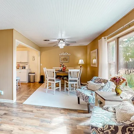 Suniland Cottage Fredericksburg Exterior photo